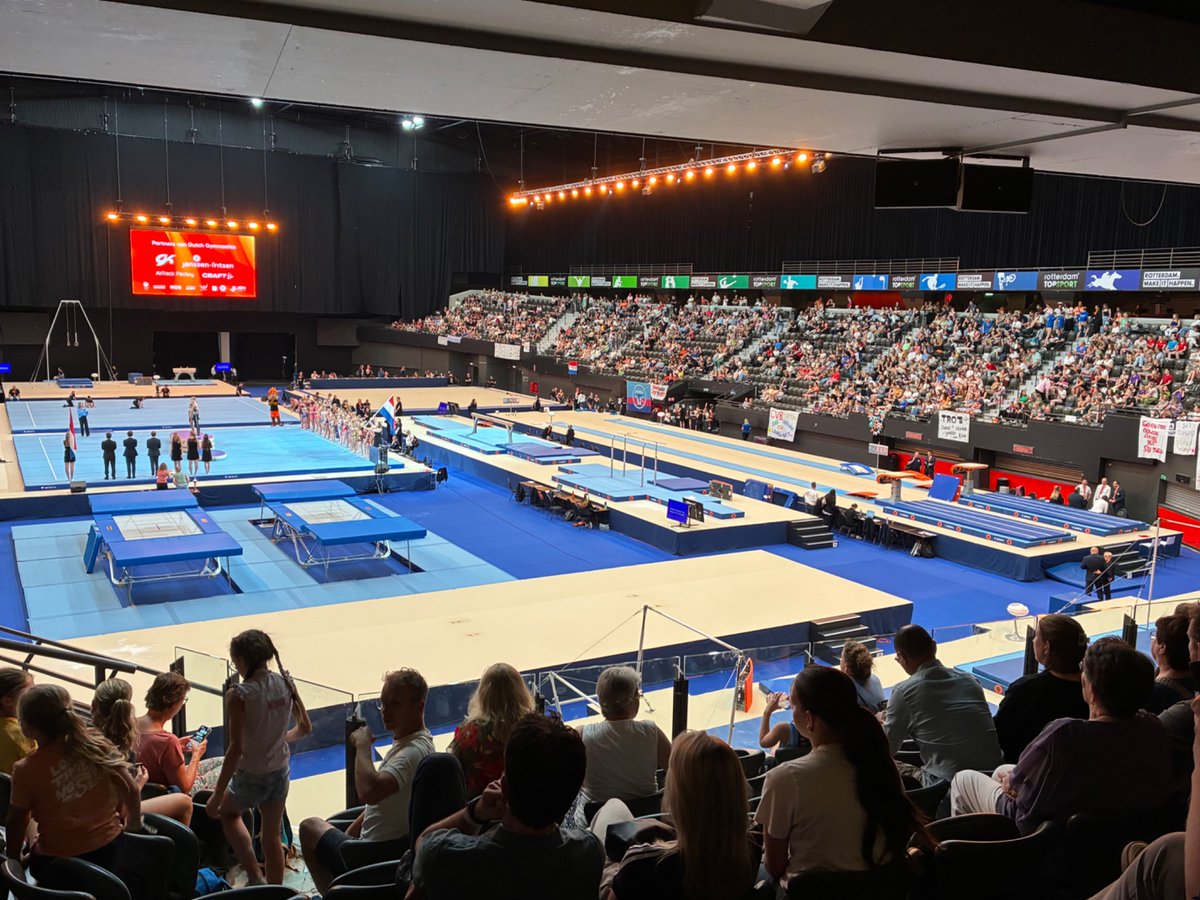 Spanning loopt op…. Bij <a href="/DutchGymnastics/">Dutch Gymnastics</a> in #Ahoy waar Ralph straks op het  #NK #trampolinespringen uitkomt!! 👊