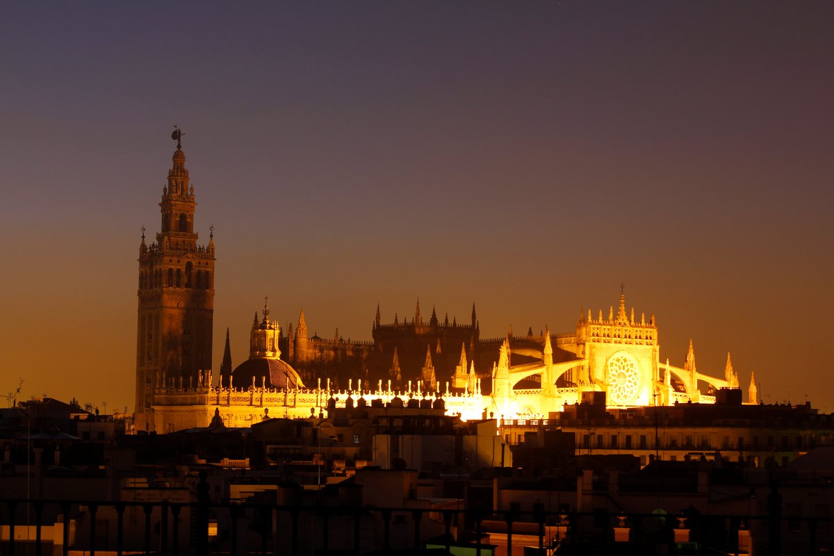 This week, #Sevilla, the vibrant, southern city in Spain, is witnessing the historical moment to shape the future of #Fin4Dev.

World leaders are calling for a scaled-up SDG investment push &amp; rethinking the global financing framework at #FFD4. #FinancingOurFuture

📷Turespaña