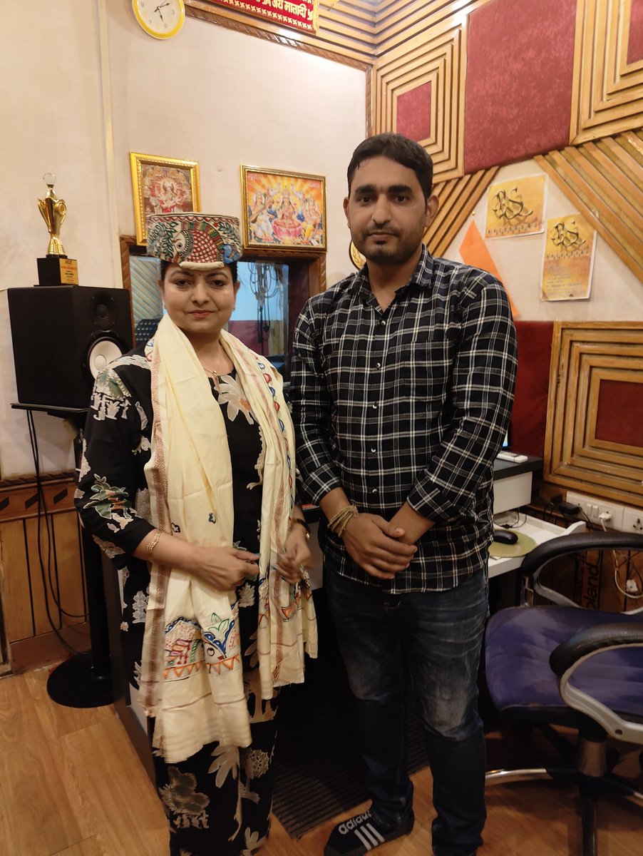 triptishakya's tweet image. Had a wonderful recording session at Rsrecordingstudio with Recordist #RakeshSharma in #mumbai 
It was pleasure meeting #RajeshMishra ji from #madhubani #Bihar .