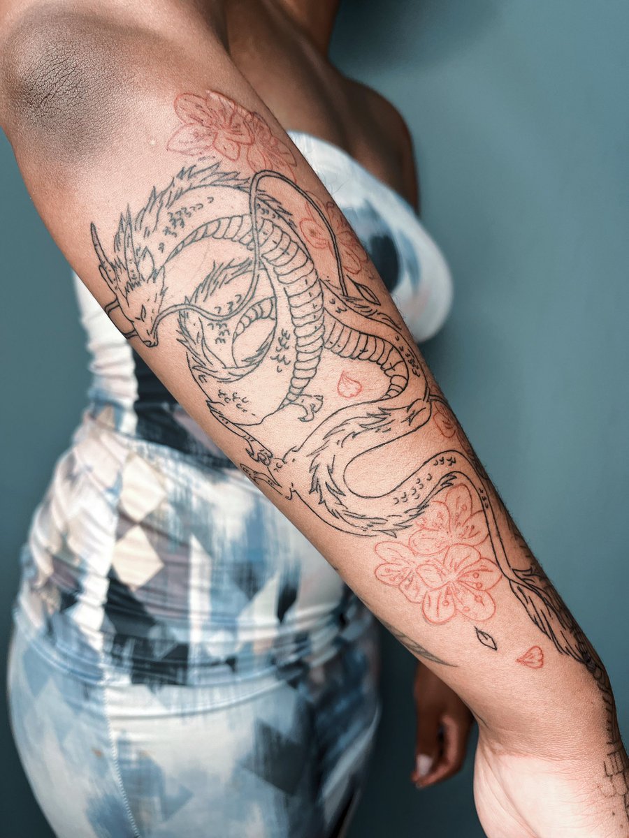 ziiinnnia's tweet photo. Few dragon tattoos I’ve done 🐉 https://t.co/QccUiDkVpA