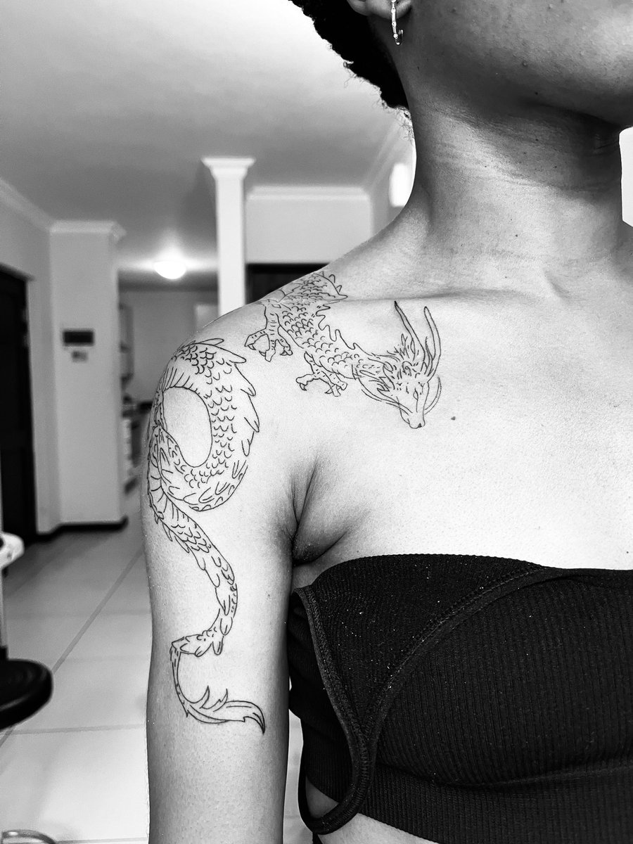 ziiinnnia's tweet photo. Few dragon tattoos I’ve done 🐉 https://t.co/QccUiDkVpA
