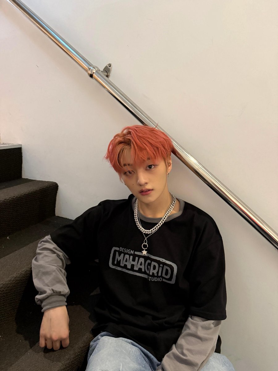 TIOT_NOW's tweet photo. [#우진]
이틀간의 대만 공연 너무 즐겁고 
행복한 시간이었어요
우리 다음에는 더 즐겁게 즐겨봐요☺

#최우진 #CHOIWOOJIN
#TIOT #티아이오티 https://t.co/Q605hk1ff7