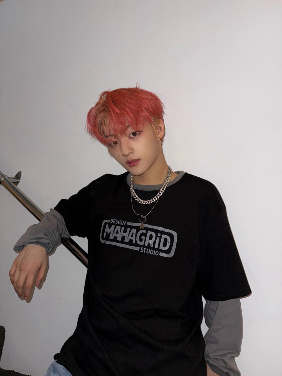 TIOT_NOW's tweet photo. [#우진]
이틀간의 대만 공연 너무 즐겁고 
행복한 시간이었어요
우리 다음에는 더 즐겁게 즐겨봐요☺

#최우진 #CHOIWOOJIN
#TIOT #티아이오티 https://t.co/Q605hk1ff7
