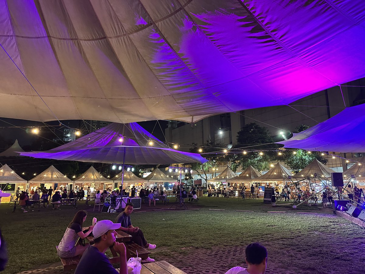 Chill muna after ng whole day event sa QC Circle ✌️ See yah sa mga andito and pupunta dito ☺️

📍Greenfield Central Park

#sundayvibes