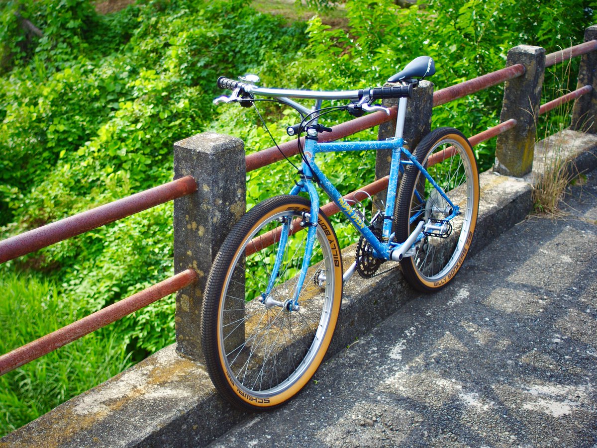 rough67's tweet photo. 暑いけど気持ちいい。
ラジコン積めるようにしなきゃな。。。
-
#mtb 
#oldmtb 
#commutebike 
#vintagemtb 
#26inchmtb 
#マウンテンバイク 
#自転車 
#自転車好きな人と繋がりたい 
#bluelug 
#ちょうちんサイクル 
#chouchincycle 
#blockheadmotors https://t.co/mGPLmy5DHx