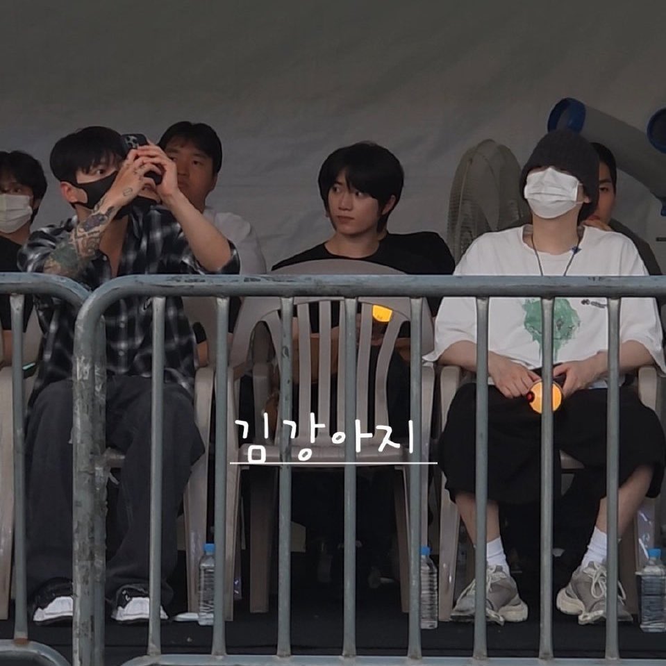 the world (me) yearned for jungkook and yoongi to be in the same frame again