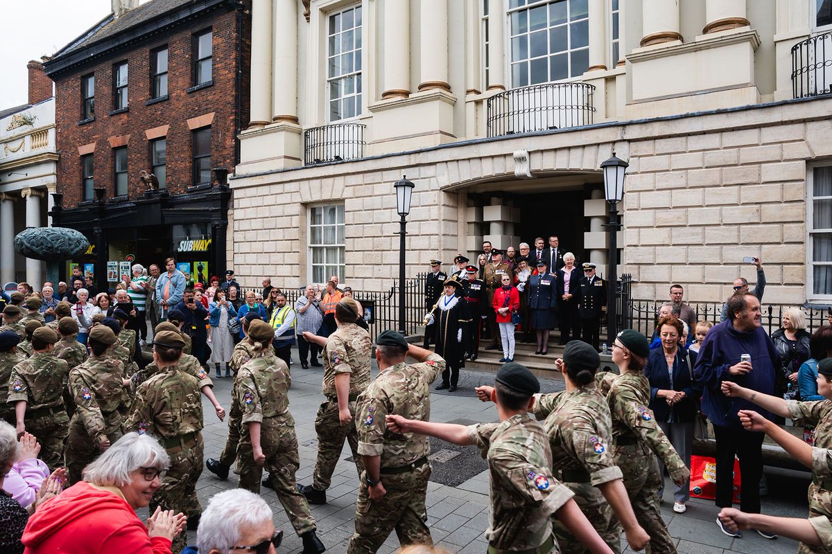 Male Childcare and Teaching Jobs (@malechildcare) on Twitter photo Yesterday marked a powerful first for us. 🎖️
Our brilliant student mentor, <a href="/Kleavo91/">Karl Eaveson</a>, proudly exhibited at the Armed Forces Day in partnership with the Early Years Inclusion Team at <a href="/MyDoncaster/">City of Doncaster Council</a> - and what a day it was! Yesterday marked a powerful first for us. 🎖️
Our brilliant student mentor, <a href="/Kleavo91/">Karl Eaveson</a>, proudly exhibited at the Armed Forces Day in partnership with the Early Years Inclusion Team at <a href="/MyDoncaster/">City of Doncaster Council</a> - and what a day it was!