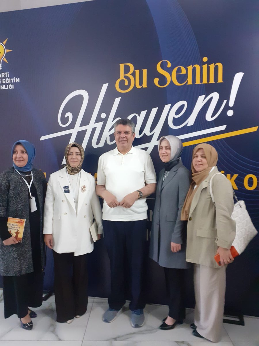gulsum_koylu37's tweet photo. 💥Teşkilat Akademisi Liderlik Okulu
Bu Bizim hikayemiz!..
@ferhatmurat @levent_ersinn
@akapaklikaya @erolkaya_ist
#MustafaArslan
@genelmerkezarge @ZuleyhaKRDMR
#BuSeninHikayen
@tugbaisikercan @selverakkoyun
@hatice_cakmak_ @minemeydanc
@sevgilioglu https://t.co/R9iDjDiXzC