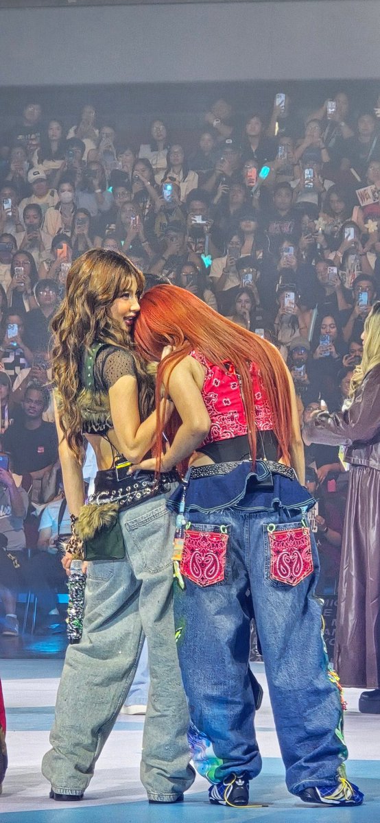 copybaruh's tweet photo. colet and maloi, you will always have my heart. 🥹 https://t.co/ro6gF6HToF