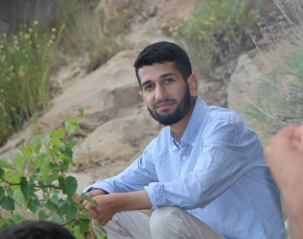 Rahmetli Hüseyin Hasar kardeşimiz çok değerli, hayatının her alanı örnek alınacak biriydi.

Kimsenin kalbini kırdığına şahit olmadım.
Beraber yaşadığı yerlerde kimse ondan rahatsız olmaz, ondan asla şikayetçi olmazdı.
Her zaman yük alırdı, asla yük olmazdı.
Beraber yolculuğa