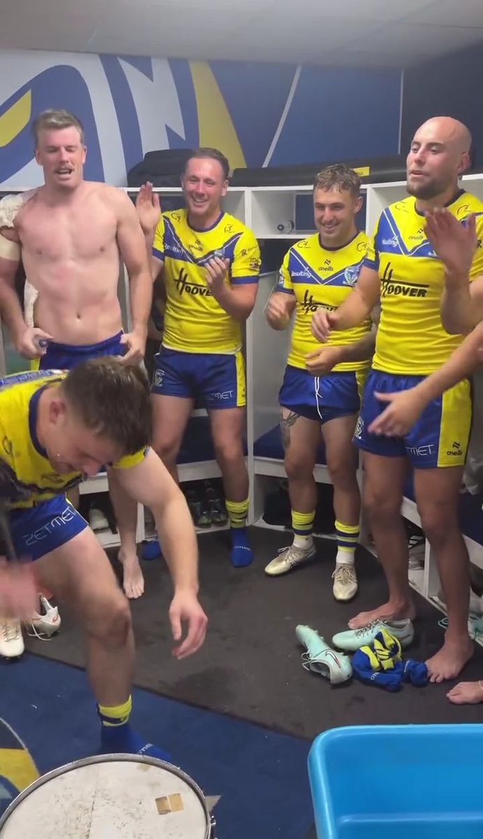 BarefootMales's tweet photo. Screenshots I took of some rugby players in a video posted on Threads 👌👣 https://t.co/2HcN1JbCTR