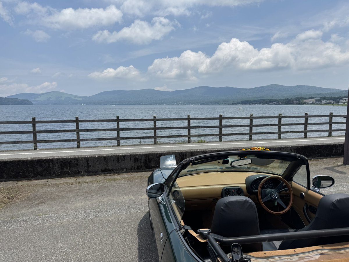 monburan_suko's tweet photo. ETC付けたので中央道試運転→山中湖→道志みち
富士山は雲に隠れて見えず...🗻 https://t.co/X9io6DjO4F