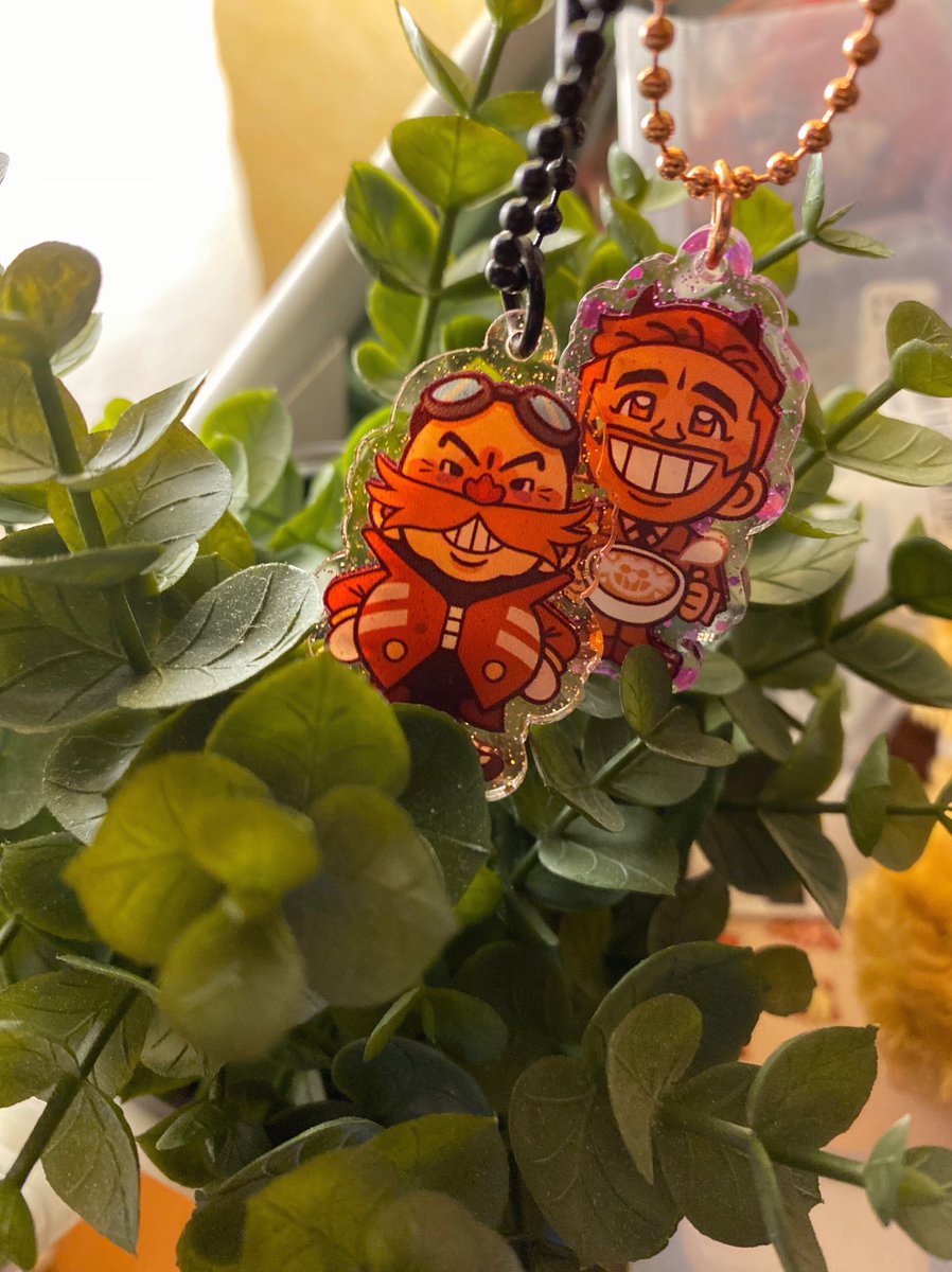 SeaWall07's tweet image. quick comeback to this art acc of mine because I really wanted to share crumbs from my stobotnik fixation 🤲
love how these keychains and acrylic stand turned out, so cute and silly 😔❤️🔥
#stobotnik
