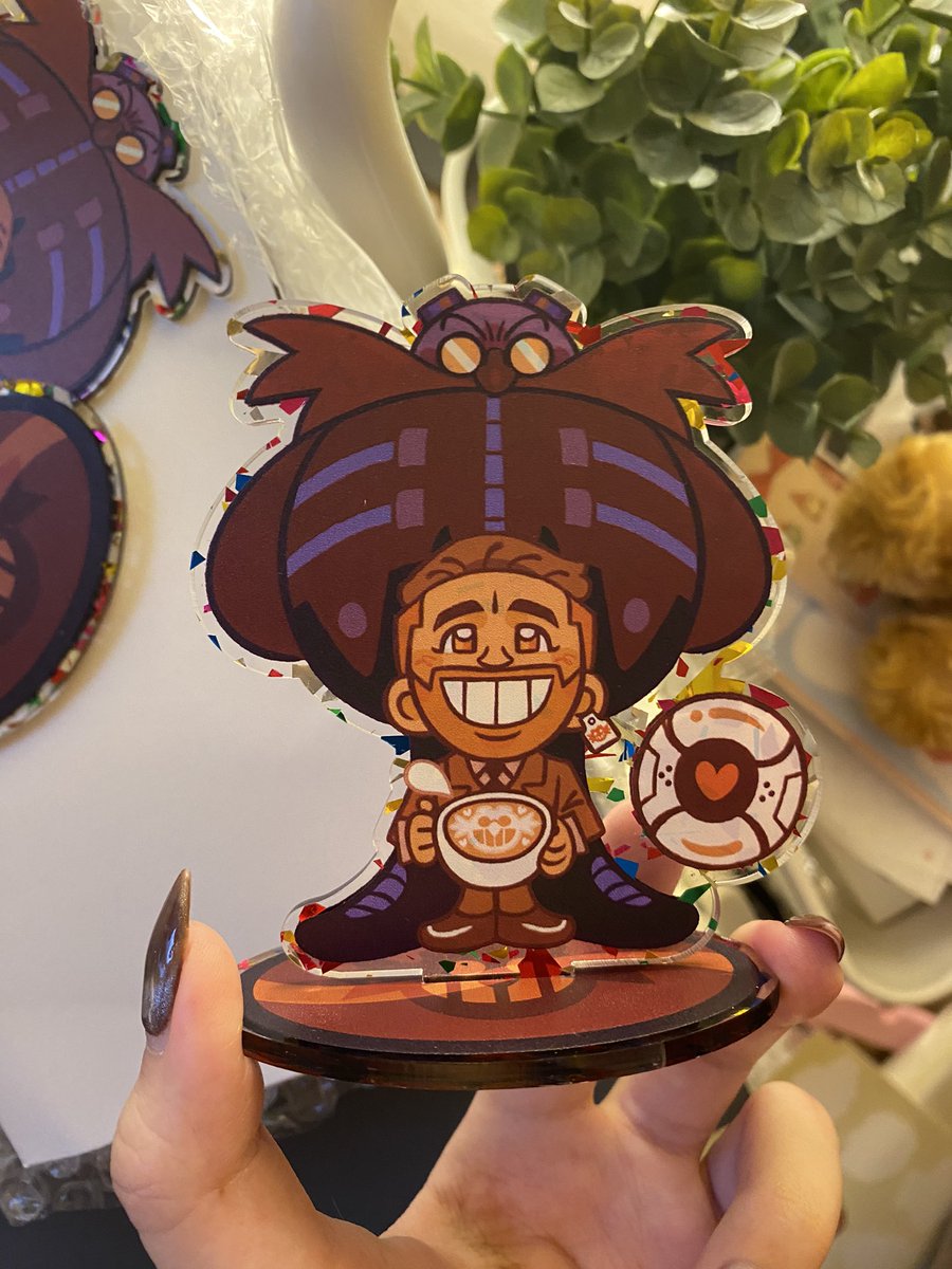 SeaWall07's tweet image. quick comeback to this art acc of mine because I really wanted to share crumbs from my stobotnik fixation 🤲
love how these keychains and acrylic stand turned out, so cute and silly 😔❤️🔥
#stobotnik
