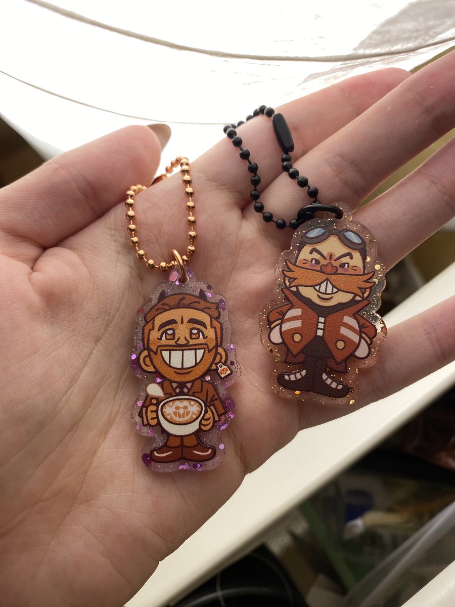 SeaWall07's tweet image. quick comeback to this art acc of mine because I really wanted to share crumbs from my stobotnik fixation 🤲
love how these keychains and acrylic stand turned out, so cute and silly 😔❤️🔥
#stobotnik