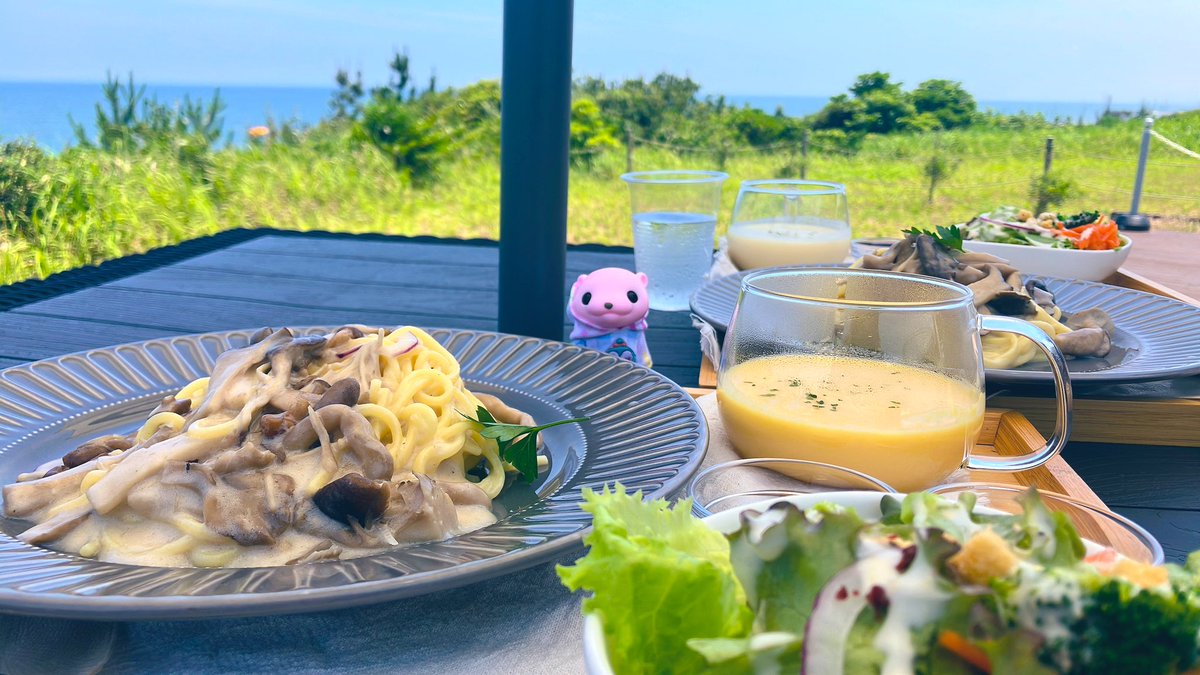 merochu1's tweet photo. tama海Terraceに行きました🌊
日向席だけど、風が涼しくて気持ち良かった‧⁺

#モンスターファクトリー https://t.co/oREzGmfwXP