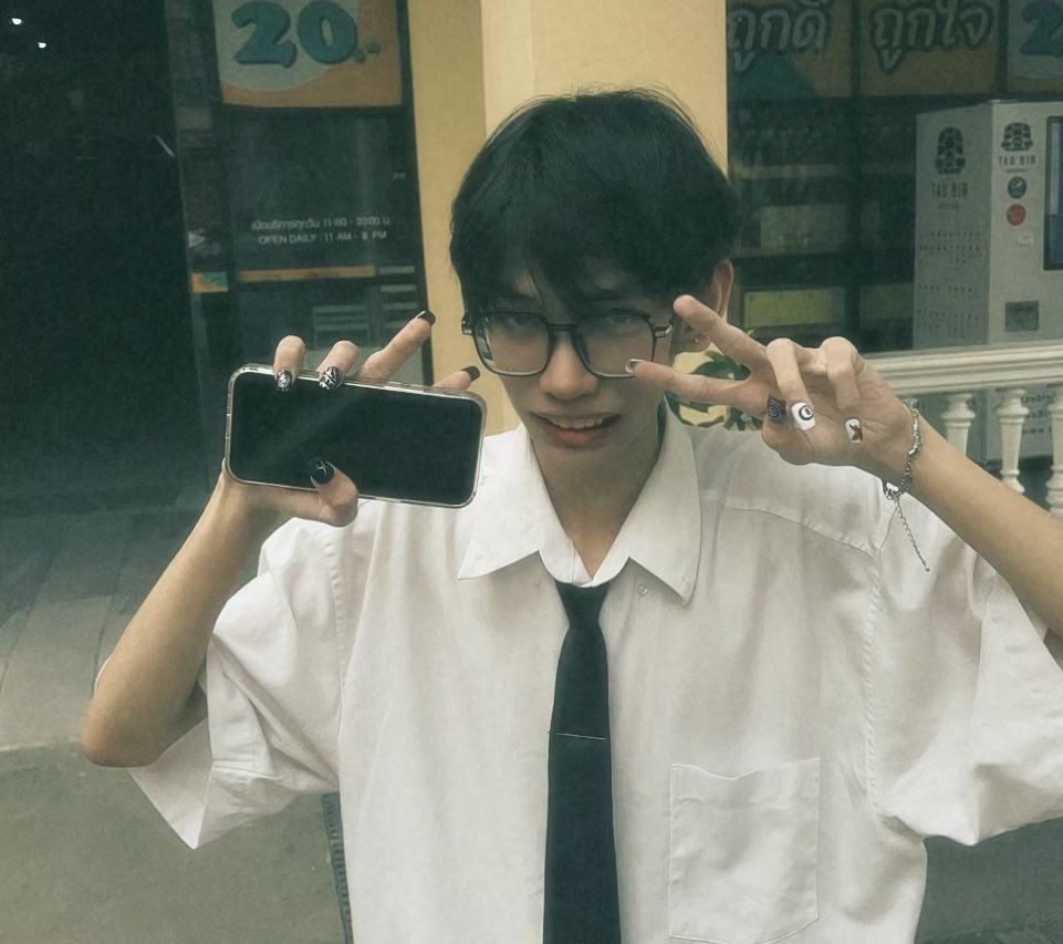 punthss's tweet image. 