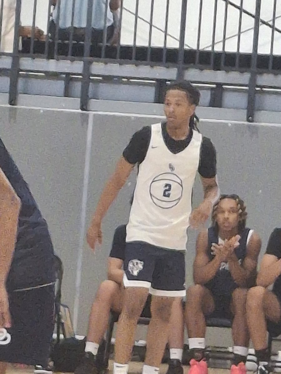 Saturday afternoon Eye-Catchers <a href="/PhillyHSLive/">Philly HS</a> from Seton Hall Prep in their win over Dr. Phillips- 6'3" '27 Avery George (p-l), 6'4" '26 Daniel Beazer (p-top) and 6'1" '28 Infinite Sincere (p-bottom).