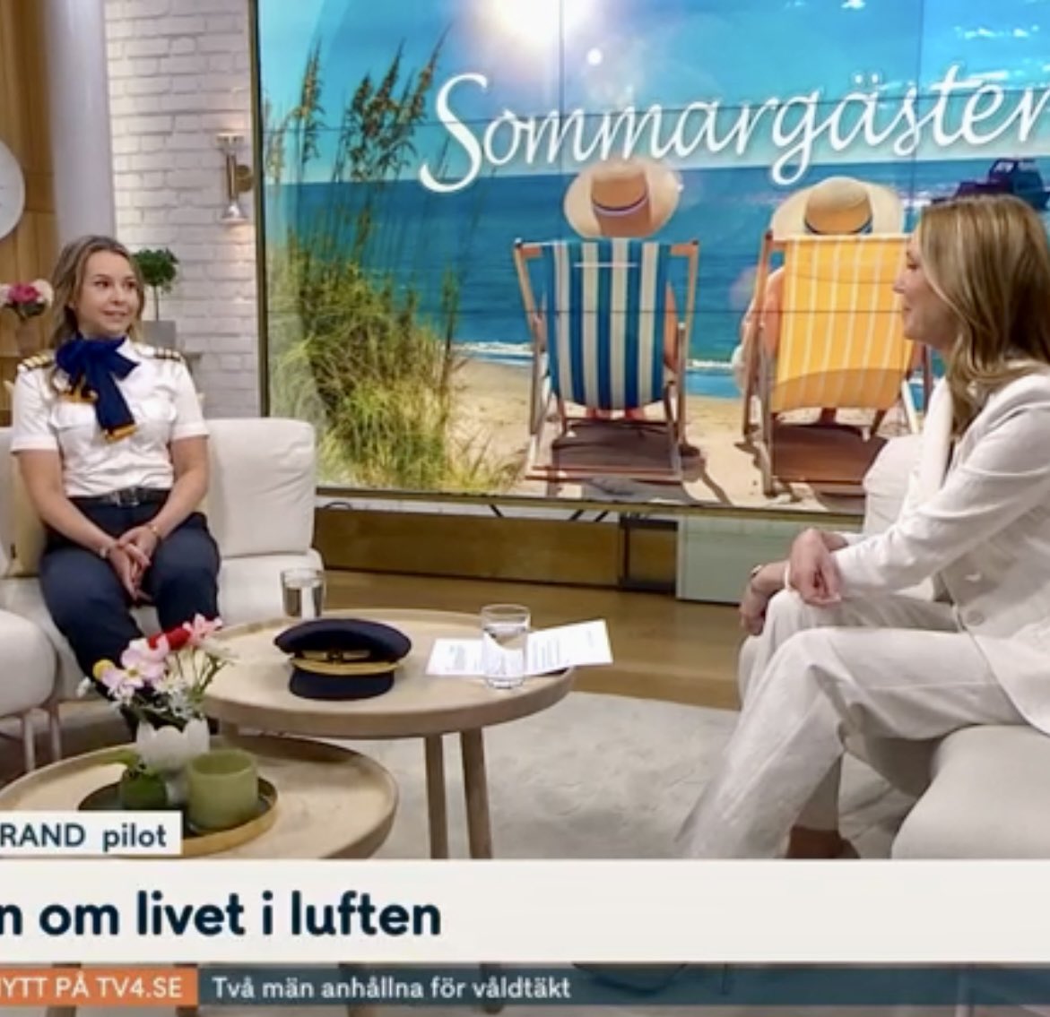 Verkligen välkommet och väldigt välgjort inslag i <a href="/TV4/">TV4</a> <a href="/Nyhetsmorgon/">Nyhetsmorgon</a> om kvinnliga piloten Sabina Strand. För henne ett drömyrke som fler unga tjejer och killar kan söka sig till. #A321 #SunclassAirlines <a href="/SAS/">SAS - Scandinavian Airlines</a> <a href="/Vingresor/">Ving Sverige</a> <a href="/flygplatser/">flygplatser</a> #Trafikflyghögskolan <a href="/Lundsuni/">Lunds universitet</a> #Ljungbyhedpark