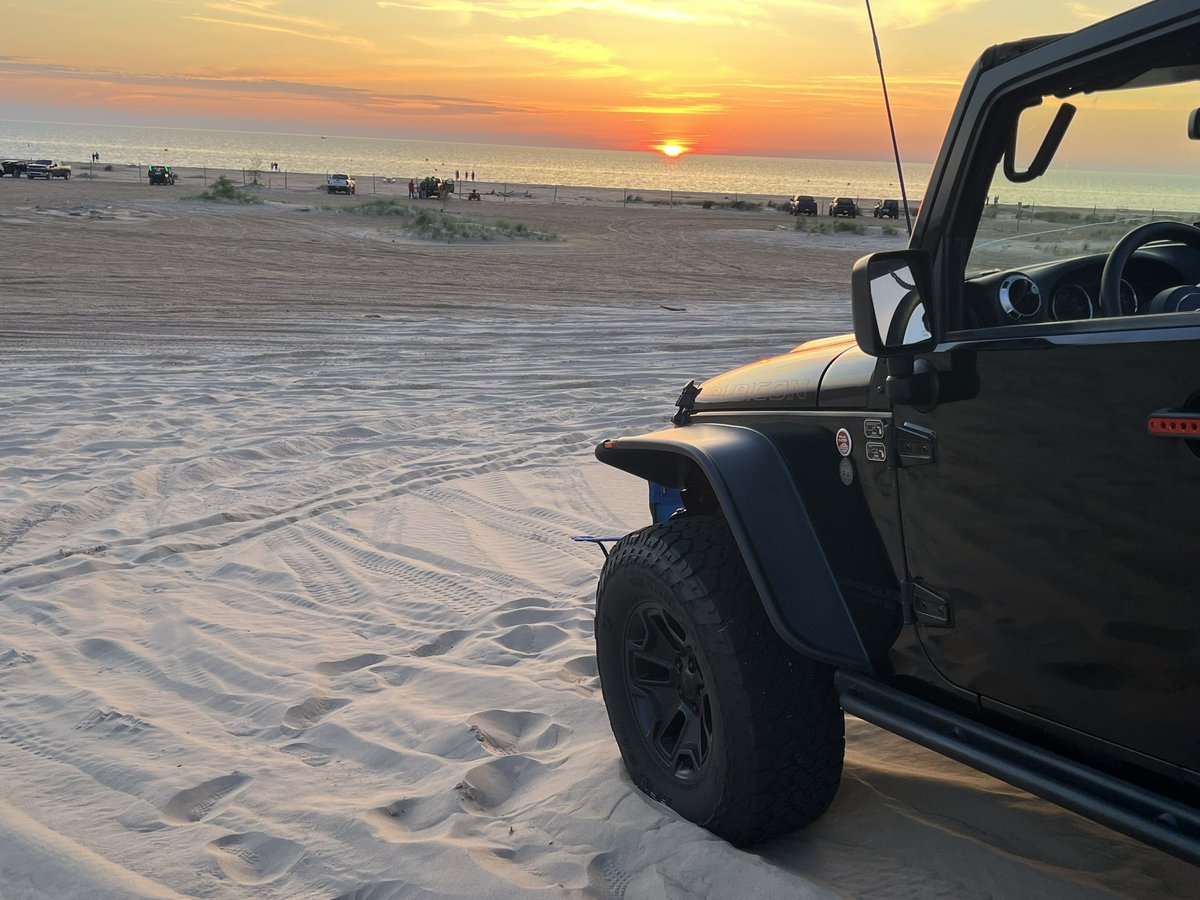 BillL511's tweet photo. Last nights sunset, Silver Lake Sand Dunes https://t.co/mKkjEkQl1z