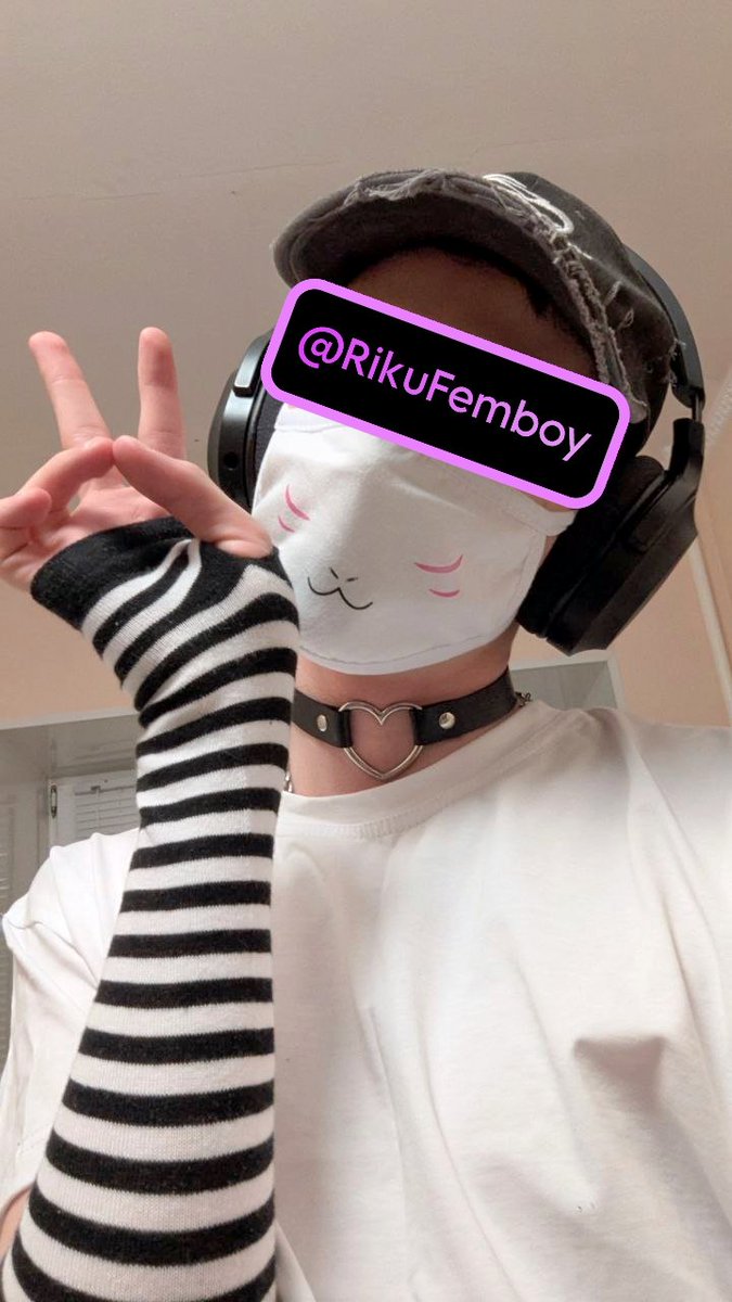 RikuFemboy's tweet photo. 😽 https://t.co/mK5sPhdihH