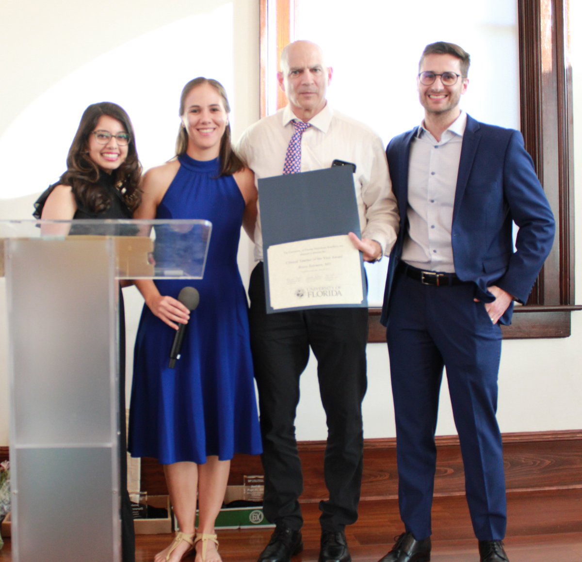 UFNeuroRes's tweet image. Congratulations to our UF Neurology annual teaching award winners - Dr. Ashley Rawls for didactics and Dr. Bruce Solomon for clinical teaching. You both are amazing! 🐊🧠