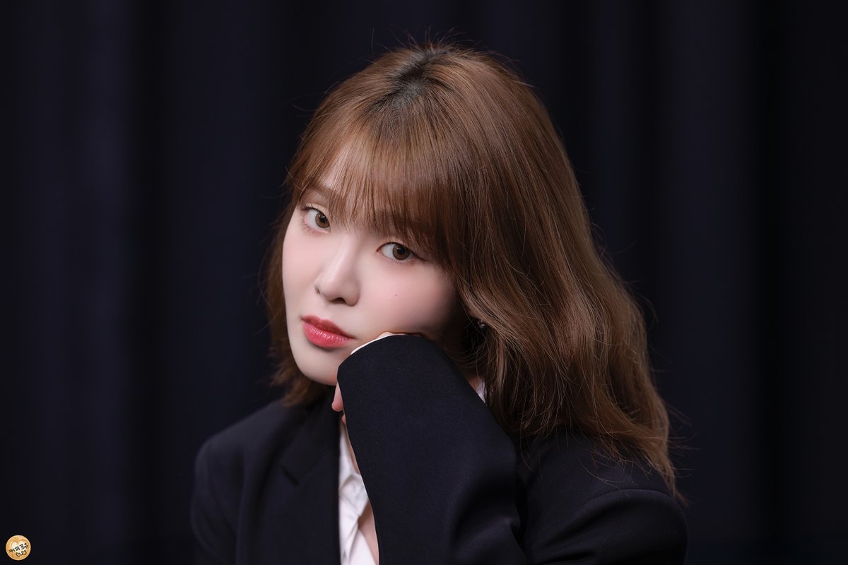 coffee4u_0125's tweet photo. 241027 팬사인회 
#오마이걸 #승희 #현승희 
#OHMYGIRL #SEUNGHEE https://t.co/ZIBK5YQnRV