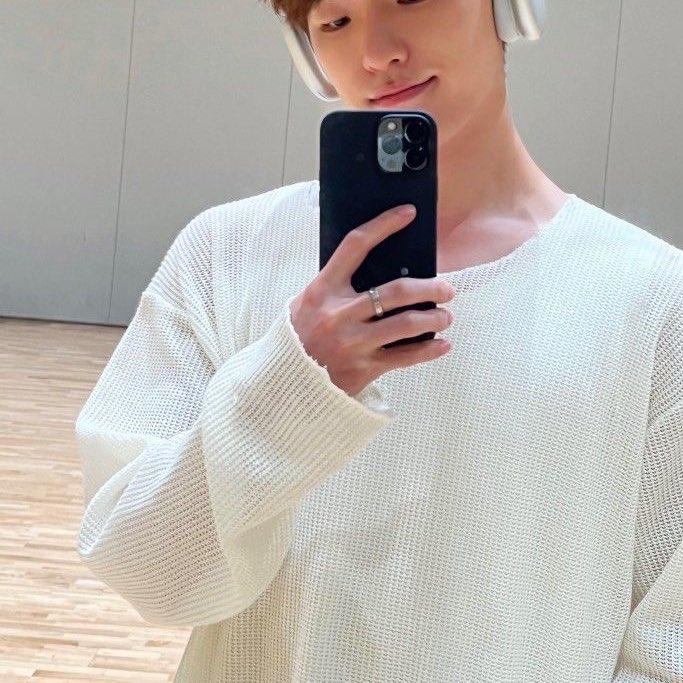 curvelevel_1's tweet photo. เมื่อคุณมาฟิ๓เนsแล้วติดฝน กลับไม่ได้ 💔 https://t.co/zdU1tNJaZK