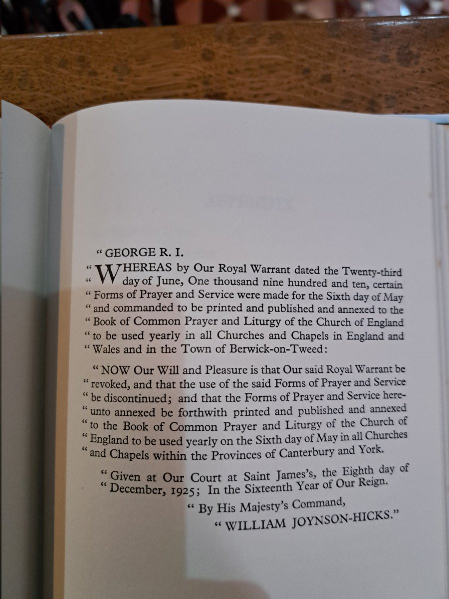 KingCrawa's tweet image. Found this in a copy of the 1928 Prayer Book. Obviously Joyson-Hicks signs off in his capacity as Home Secretary and Wales is mentioned because the first paragraph predates disestablishment. But does anyone know why Berwick upon Tweed is mentioned separately?