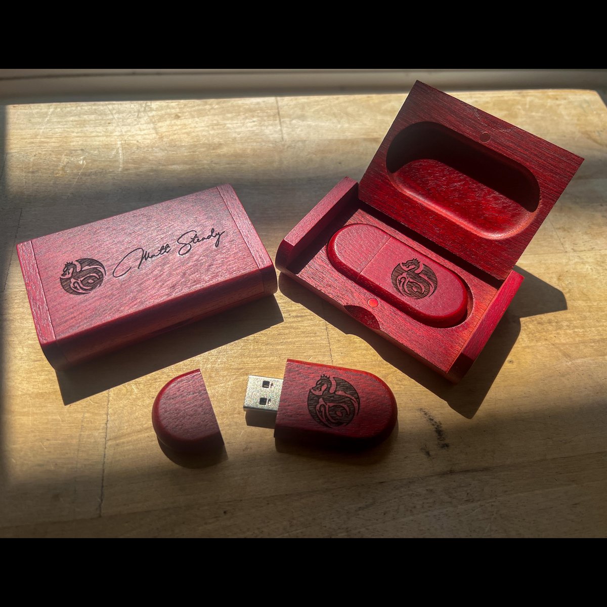 Stock warning - THREE LEFT
I've almost run out of rosewood presentation usb boxes. You can either get the complete discography (11 studio albums, live albums, 4hrs video etc.) or the cheaper (but still lovely) option of Build Your Own where you pick what you would like on it. I