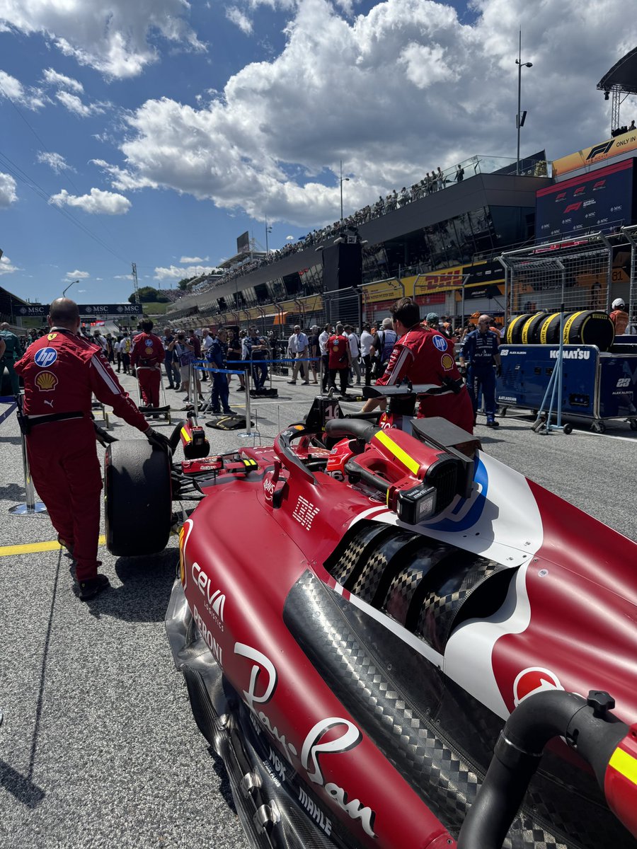 ScuderiaFerrari's tweet photo. On the grid with CL and LH 🔥 https://t.co/9PsqvWCNxg