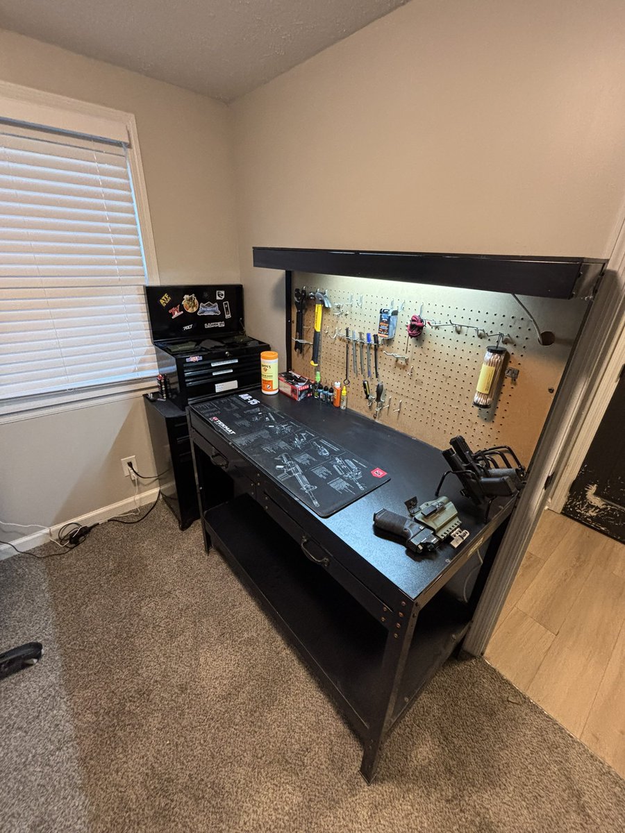 maxwellraybaker's tweet image. New office setup. 🔥