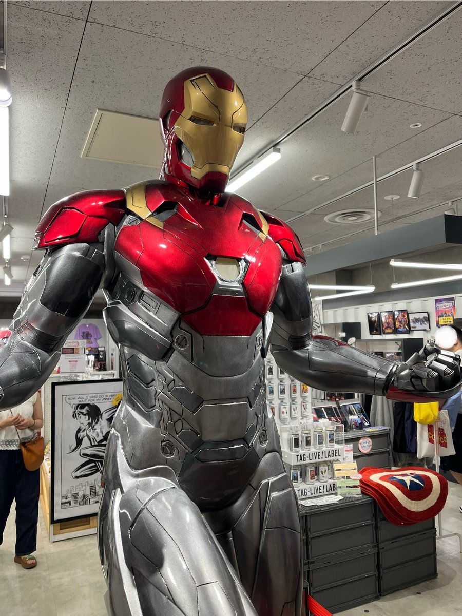 spidey_tk's tweet photo. How was your weekend?
Guess what! I went on a day trip to Tokyo and bumped into him! He was in the Mark XLVII armor and still so tight. Btw, how many armors does he have?
#EnglishDiary #langtwt #twinglish https://t.co/WGJJ0cPUld