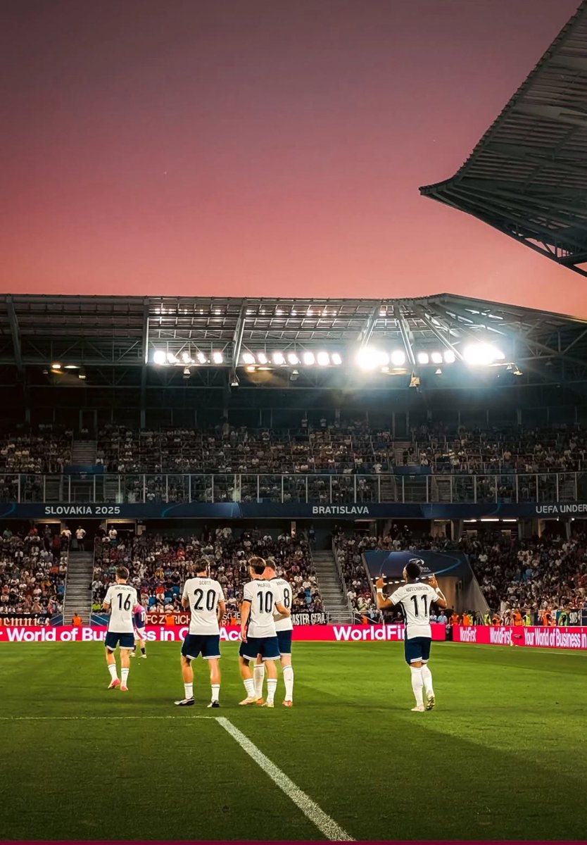 Omari Hutchinson tweet media