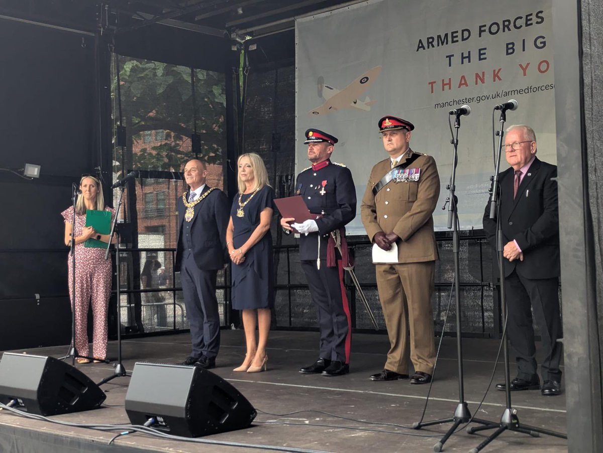 Dr Carl Austin-Behan OBE “Ozzy” 💙 tweet media