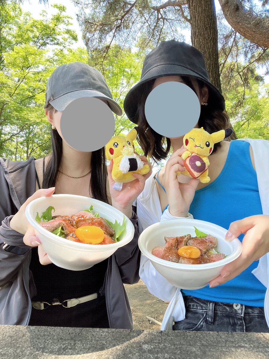 poke__yellow___'s tweet photo. Pokémon GO Fest 2025お疲れ様でした💭
色違いは1日目14匹、2日目6匹の計20匹だった.ᐟ.ᐟ
キッチンカーのローストビーフ丼食べたりかき氷食べたりしながらのポケ活楽しかったな𓂃🍧꙳⌖
まったりしてたけどやっとレベル47になったよん⸜︎︎︎︎❤︎︎⸝‍

#ポケモンGO
#色違い
#PokemonGOFest2025 https://t.co/Z2fa2saUsq