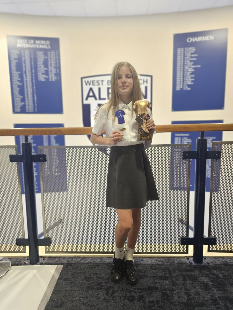 _drahcir1's tweet photo. Players player of the season. The one that means the most. Everything she deserves ⚽️ https://t.co/tqrL2nMcOT