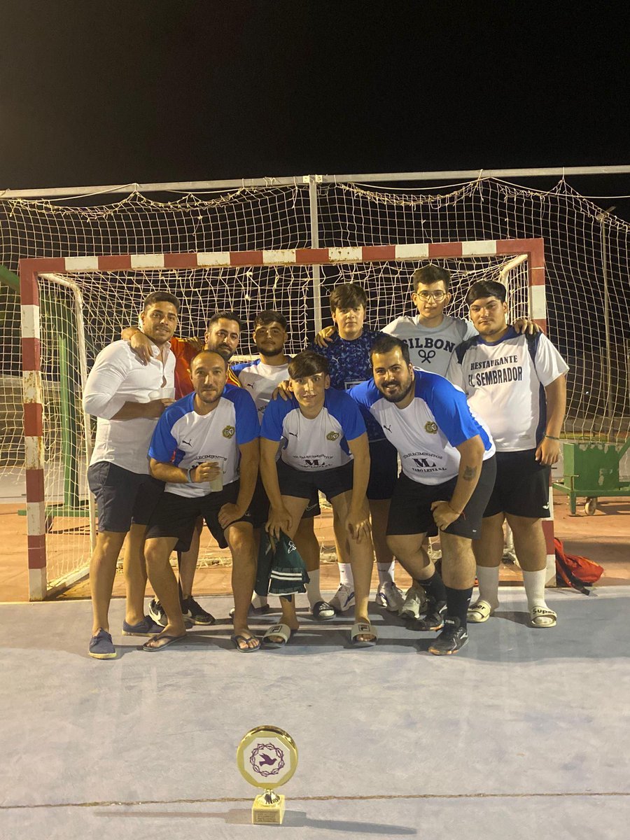 Un año más, nuestra agrupación ha estado presente en el 𝐗𝐈 𝐓𝐨𝐫𝐧𝐞𝐨 𝐁𝐞𝐧é𝐟𝐢𝐜𝐨 𝐝𝐞 𝐅ú𝐭𝐛𝐨𝐥 𝐒𝐚𝐥𝐚 𝐂𝐨𝐟𝐫𝐚𝐝𝐞, organizado por Hermandad de la Paz.

Gracias por contar con nosotros en esta cita solidaria!