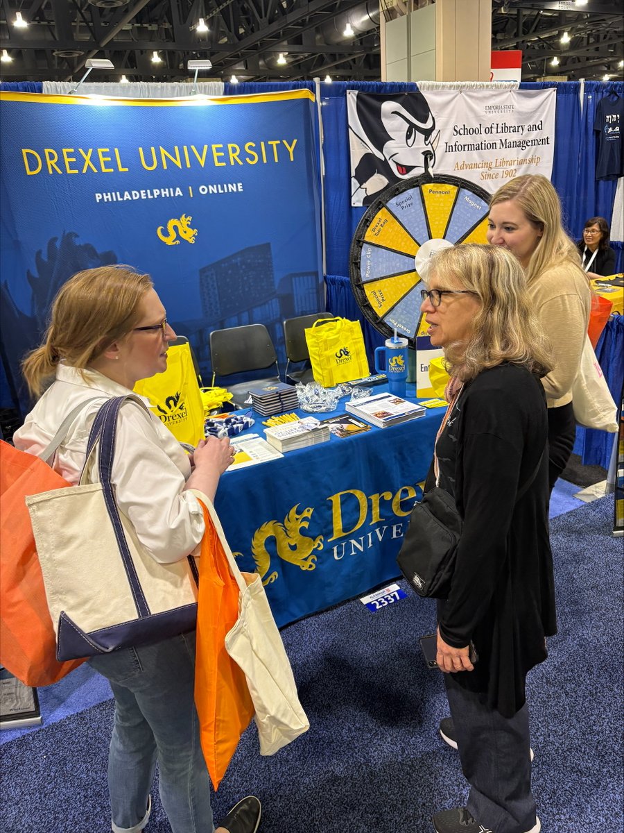DrexelUniv's tweet image. Join us at the @ALALibrary's Annual Conference now through Monday! Stop by our booth to meet @DrexelCCI, and we invite Drexel alumni to join us on Sunday from 1-4 p.m. for a special event in the Grand Hall. #ALAAC25
Learn more about CCI's grad programs: bit.ly/4lbg2EO