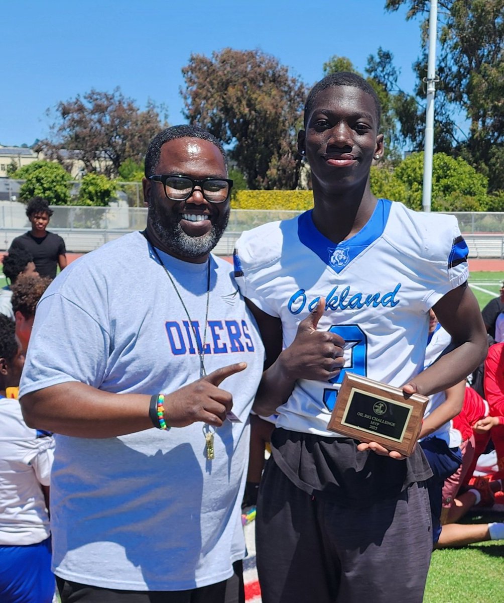 Great day at The Oil Rig yesterday. I want to thank all the teams that showed up and got some good work. Congratulations to our Best Linemen and MVP. Also, congratulations to The Oakland High Wildcats for taking home 1st place. If you weren't there, you missed out.
# gooilers