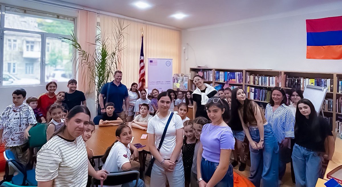 American diplomats visited the American Corner in Kapan, where they had the opportunity to see the space in action and engage with local students and staff. The active Corner serves as a key platform for sharing America with the people of Syunik.