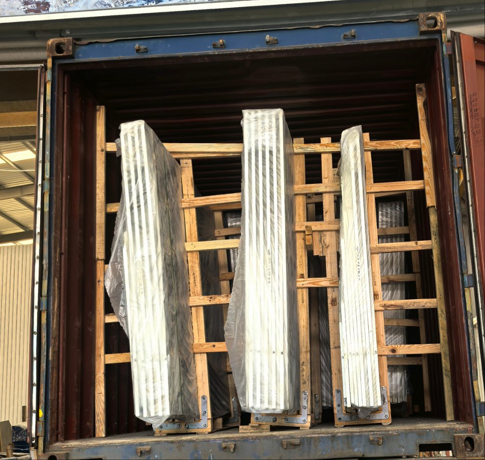 ChenZilingBlog's tweet image. 🚚 Just shipped 1 container of slabs! 60 more ready to go: 3200*1600*30mm. 📷

 #Slabs #Construction #Deals