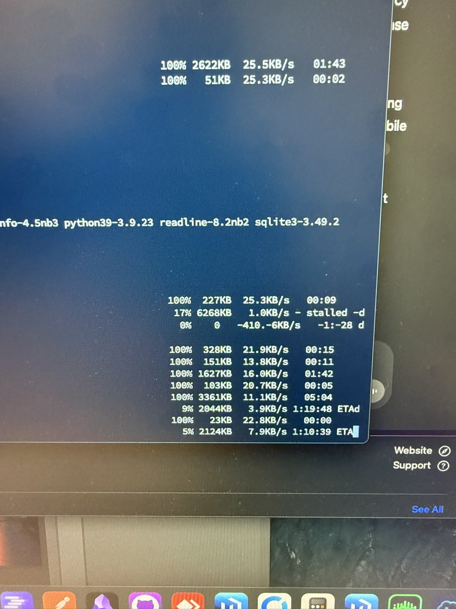 آقای <a href="/HashemiSattar/">Sattar Hashemi</a> شما نمی‌خواین جواب ما رو بدین؟
شما می‌دونید زندگی چند میلیون نفر گرفتار این وضعیته؟
مگه شما نگفتید اینترنت وصل شده؟
پس این چه وضعیت عجیبیه درست کردین برای ما؟
همین آشغالی هم که توی عکسه با VPN داره کار می‌کنه وگرنه اینترنت که رسمن قطعه و سایت ها باز نمی‌شن!