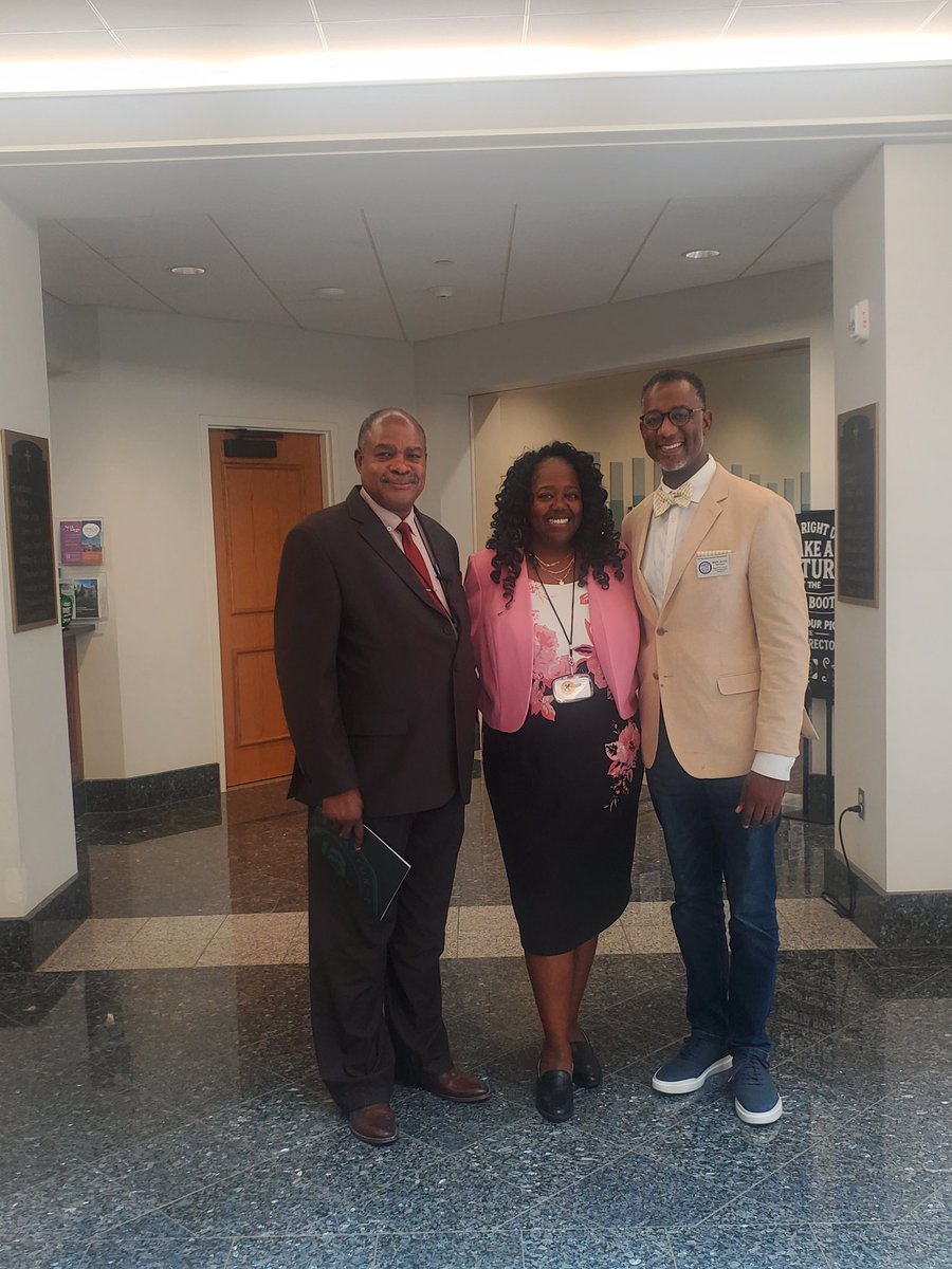 Mark4thePeople's tweet photo. Great day of engagement that included the ladies of Alpha Kappa Alpha, One Life Mental Health summit, &amp; the Congolese Community Civic Engagement event! #mark4thepeople #mark4meck #makingamark #MARKingProgress #more4d4 https://t.co/BzlrO7xKho