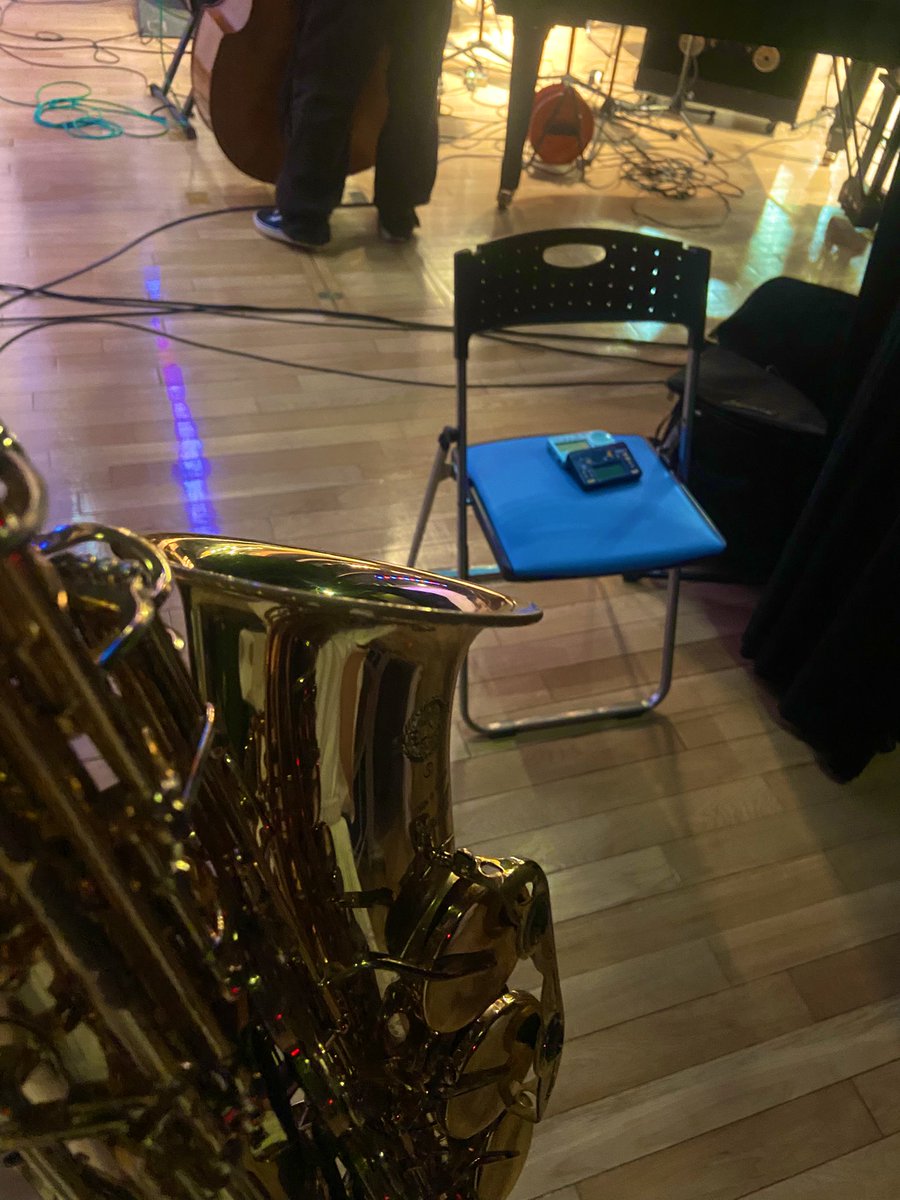 本日はリリーJr.の初本番でした！
いゃ〜！楽しかった！
「A cup of mintzer- tea」という曲を演奏したんですけど…！
この曲めちゃくちゃ好きで、吹いてて気持ち良すぎたze！✨🎷

#昭和音大
#lilyjazzorchestra jr