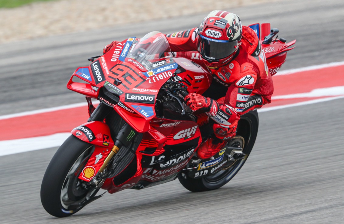 Bruce_wayne_67's tweet photo. Resultado #MotoGP #HolandaGP🇳🇱🏁
1️⃣Marc Márquez 🇪🇦 Ducati
2️⃣Marco Bezzecchi 🇮🇹 Aprilia
3️⃣Francesco Bagnaia 🇮🇹 Ducati
Campeonato (puntos)
1️⃣Marc Márquez 🇪🇦 307
2️⃣Alex Márquez 🇪🇦 239
3️⃣Francesco Bagnaia 🇮🇹 181
4️⃣Franco Morbidelli 🇮🇹 139 https://t.co/QbjHRkJS3v