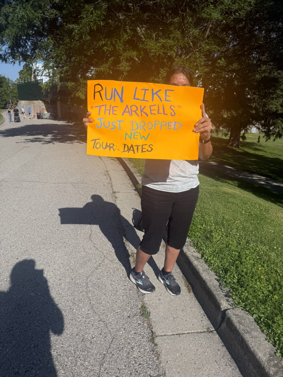 As seen on my half marathon course this morning… lol <a href="/arkellsmusic/">ARKELLS</a>