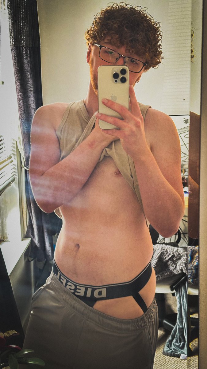SubScotBoy's tweet photo. It is HOT today 🥵 https://t.co/1Jaj96Olfn