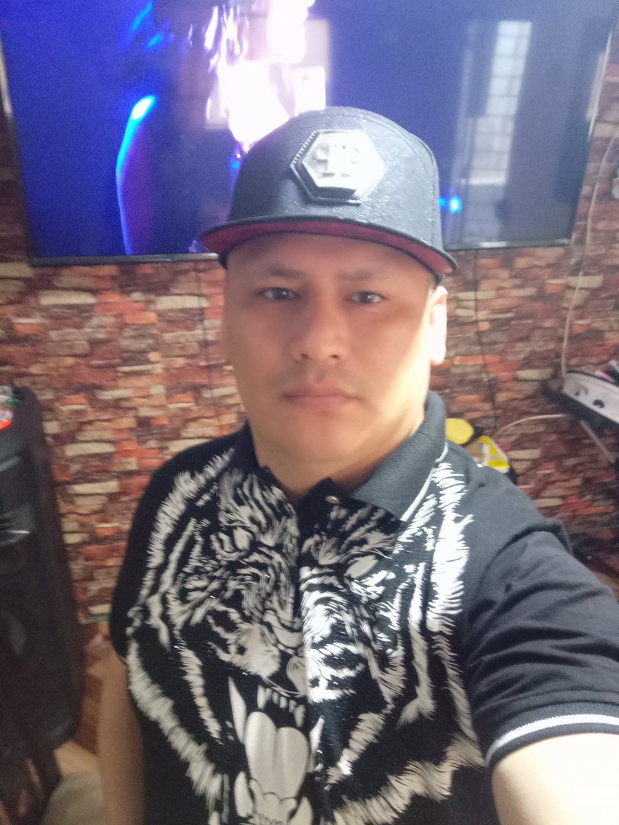 JeffreyGut42865's tweet photo. Ahí vamos con todo siempre activado https://t.co/x8qEvBGBWm