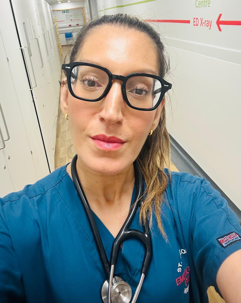 Sunday flex, doing a shift in St George’s today.

Please stay hydrated in this heat, even if it’s cloudy and even if you’re indoors. Also please check in on your older neighbours if you can. ❤️